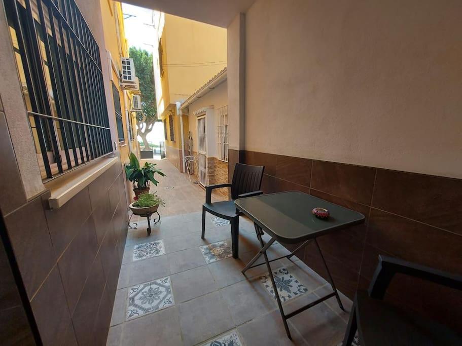 Casa De La Abuela Apartment Malaga Exterior photo