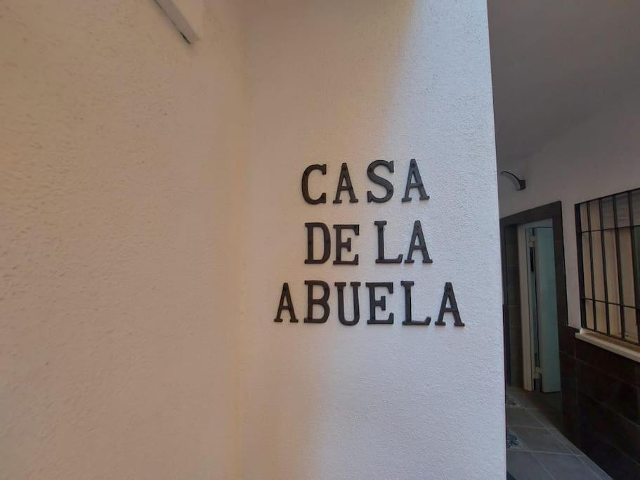 Casa De La Abuela Apartment Malaga Exterior photo